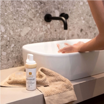 Labbok Facial Cleansing Foam 150 ml Labbok Facial Cleansing Foam 150 ml