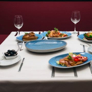 Handcrafted Ceramic Reactive Glaze Stoneware Oval Plate Cyan with White and Blue Splash Handcrafted Ceramic Reactive Glaze Stoneware Oval Plate Cyan with White and Blue Splash