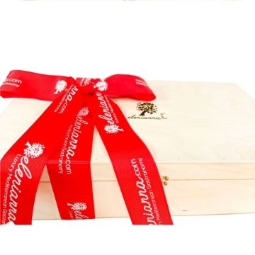 Premium wooden gift box with white wine, engraved bottle, glass, and chocolate Premium wooden gift box with white wine, engraved bottle, glass, and chocolate