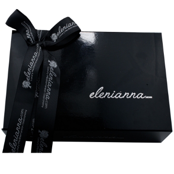 Vis detaljer for Premium Kretisk Tsikoudia Gavesæt - 4x200 ml, 35N, Graverede Glas Billede af Premium Kretisk Tsikoudia Gavesæt - 4x200 ml, 35N, Graverede Glas