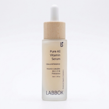 Pure All Vitamin Serum med præbiotika - Lysnende ansigtsserum